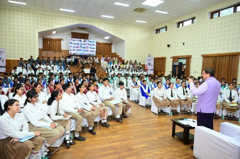 मुख्यमंत्री युवा विद्यार्थी मंथन” पोर्टल का भी शुभारंभ